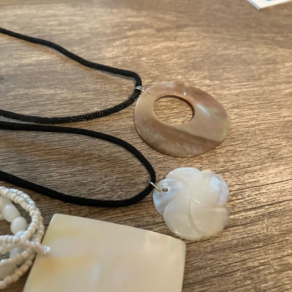 Hawaii's Finest Cream and White  shell Necklace Collection - Picture 2 of 2